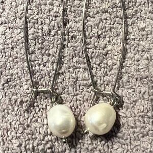 New pearl earrings